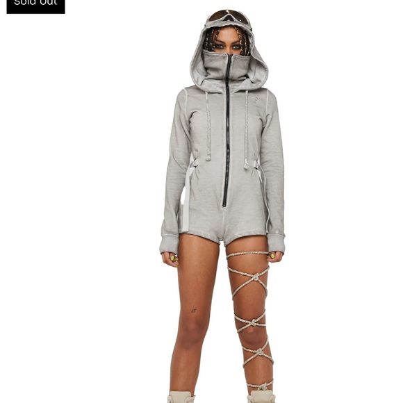 Sold out Darker Wavs hoodie romper - Picture 3 of 10